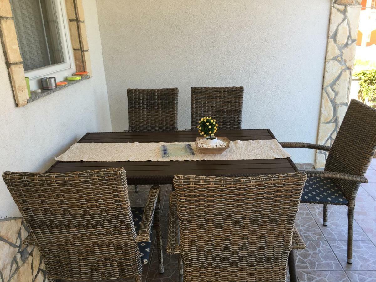 Apartmani Darija Vir Buitenkant foto